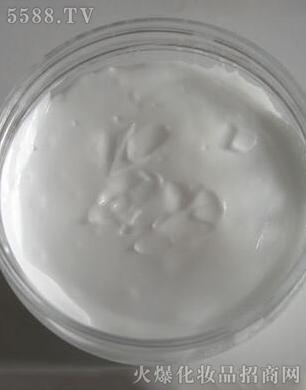 ���װ�Ħ��