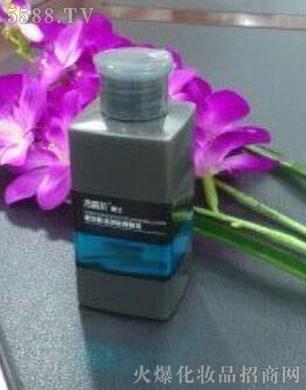 ����˲ˬ������¶