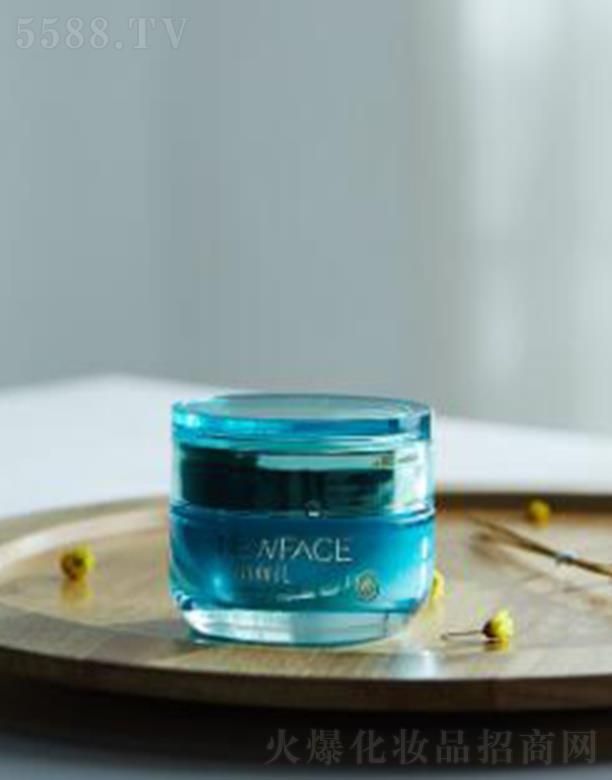 �|��м����ջ����޹�˾������׼��`ˮ����˪ 50g